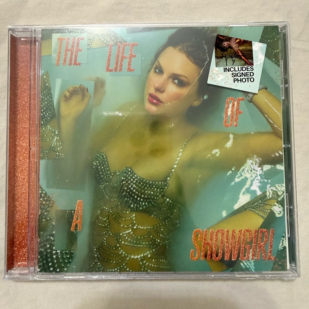 The Life of a Showgirl CD + Hand Signed Photo 2